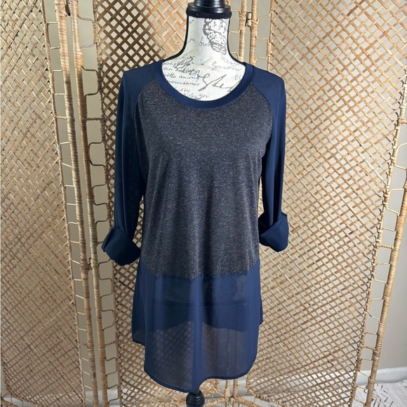Long sleeve Sheer Tunic - Picture 2 of 8